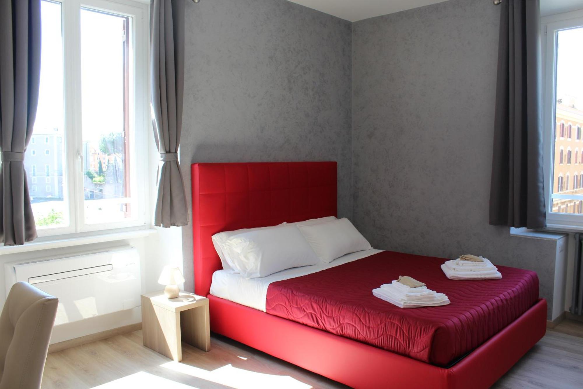 Sunnycornerinrhome, Rome